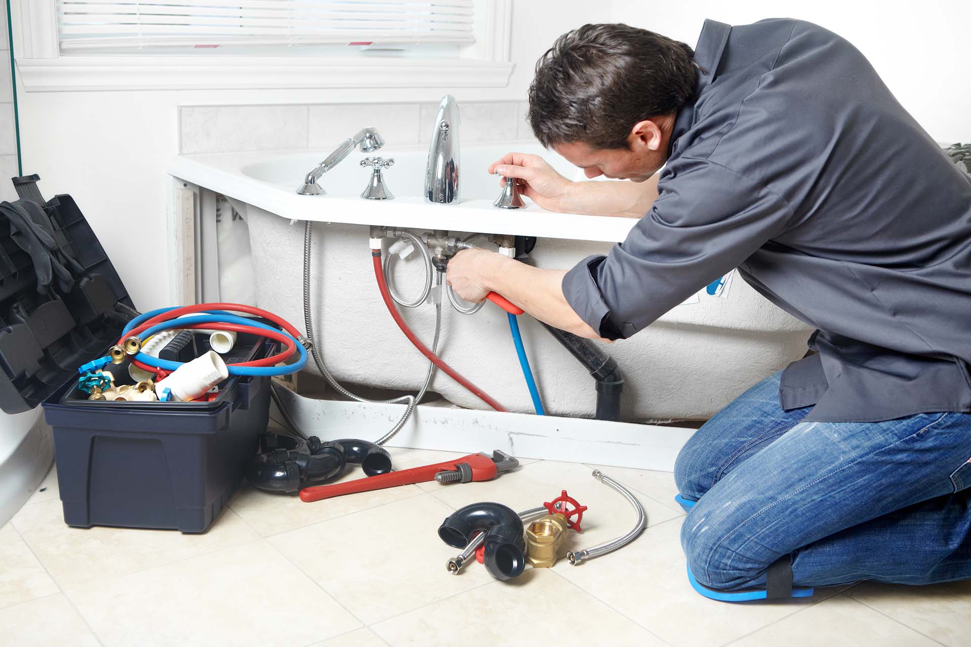 Fixing Bathtub Plumbing